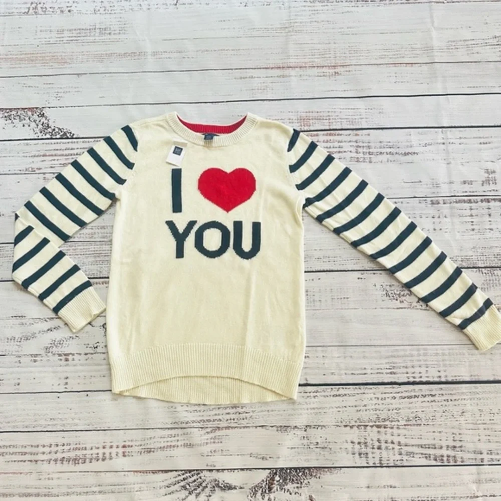 Gap NWT I love you sweater! Size 14/16